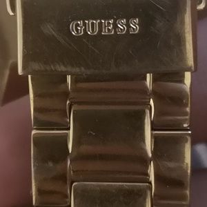 Meet your Posher, Ilas